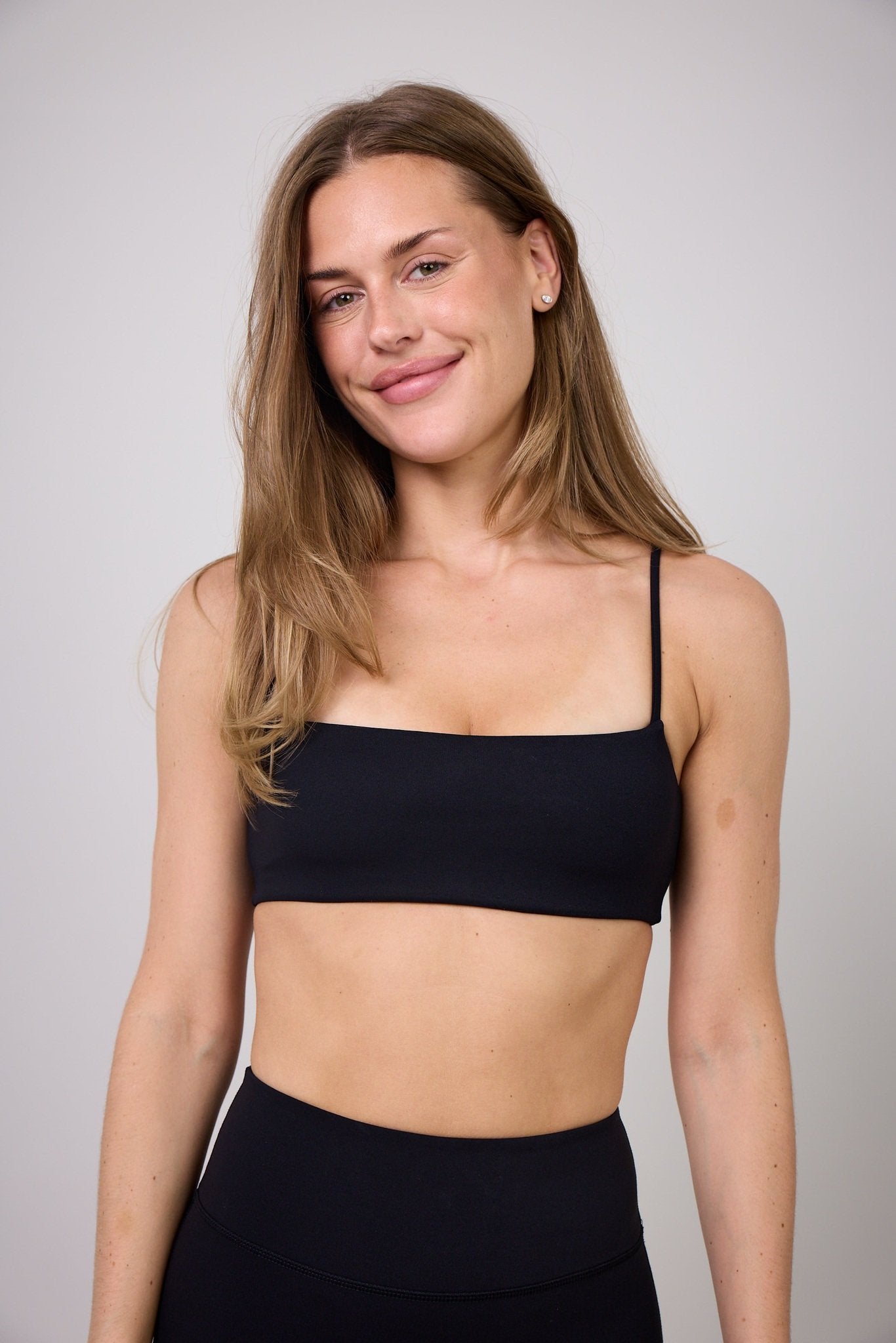 11ELEGANT SPORTS BRA