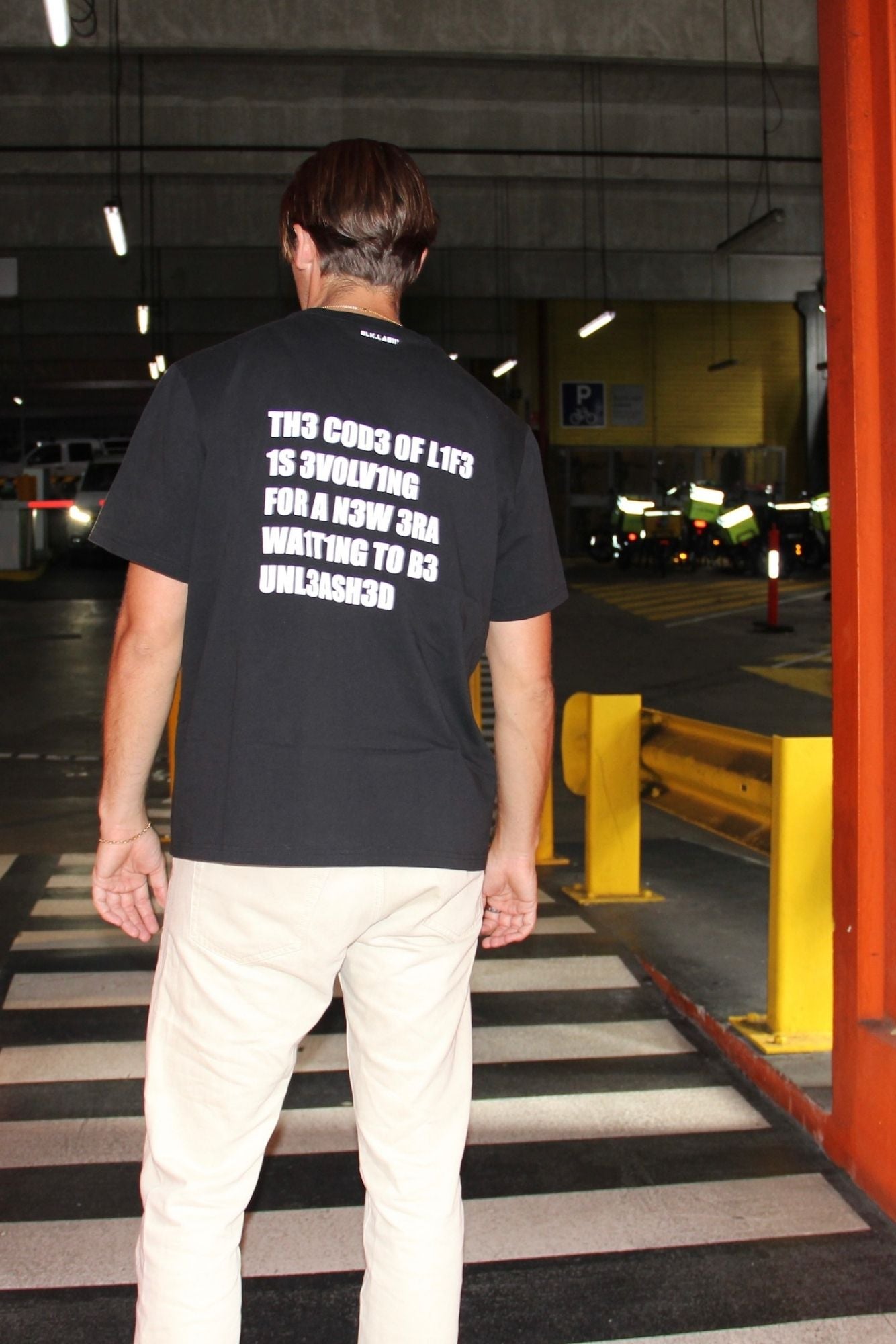11REFLECT BOX TEE #2